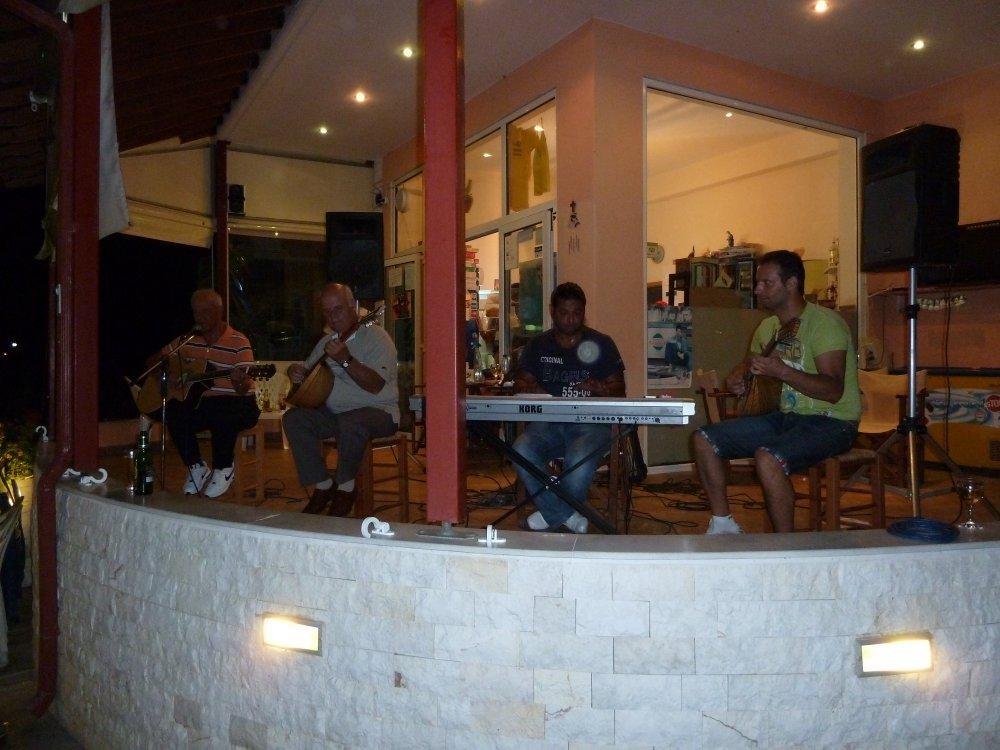 Pension Delfini Asproválta Ngoại thất bức ảnh